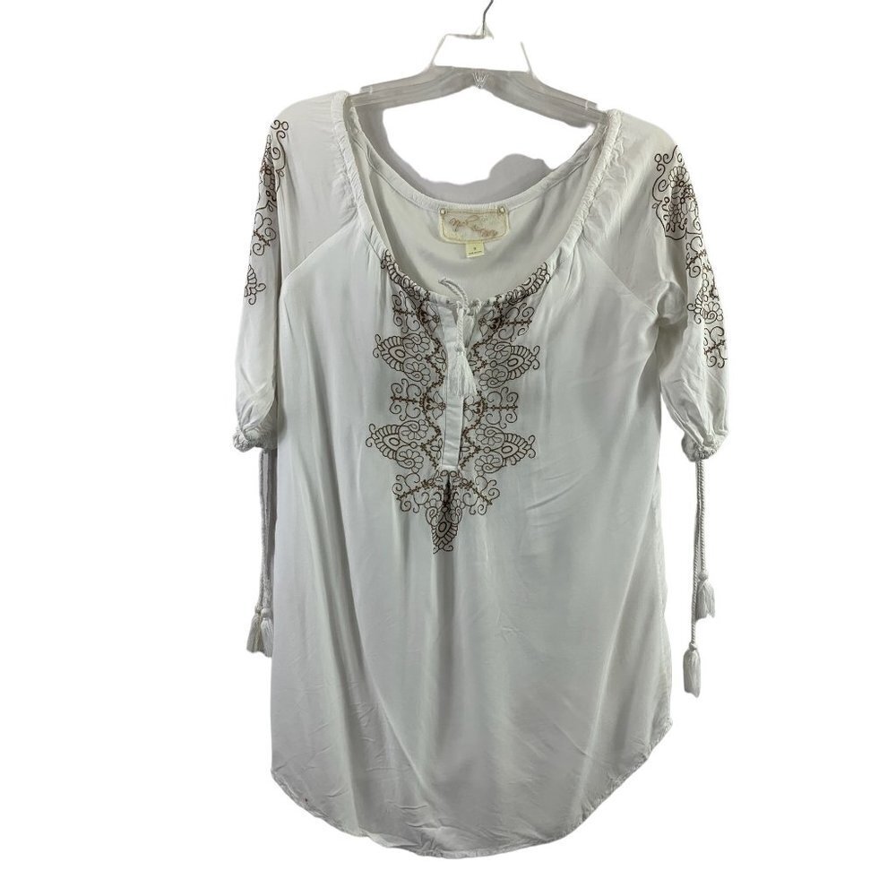 Women's Loose White Blouse